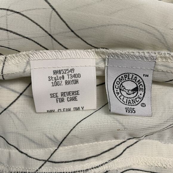 LAUNDRY Size 2 White Black Rayon Abstract Button Up Blouse - Picture 5 of 6